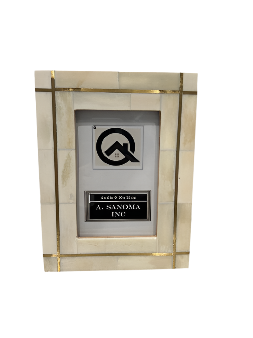 A Sanoma Unique Item Frame 4x6