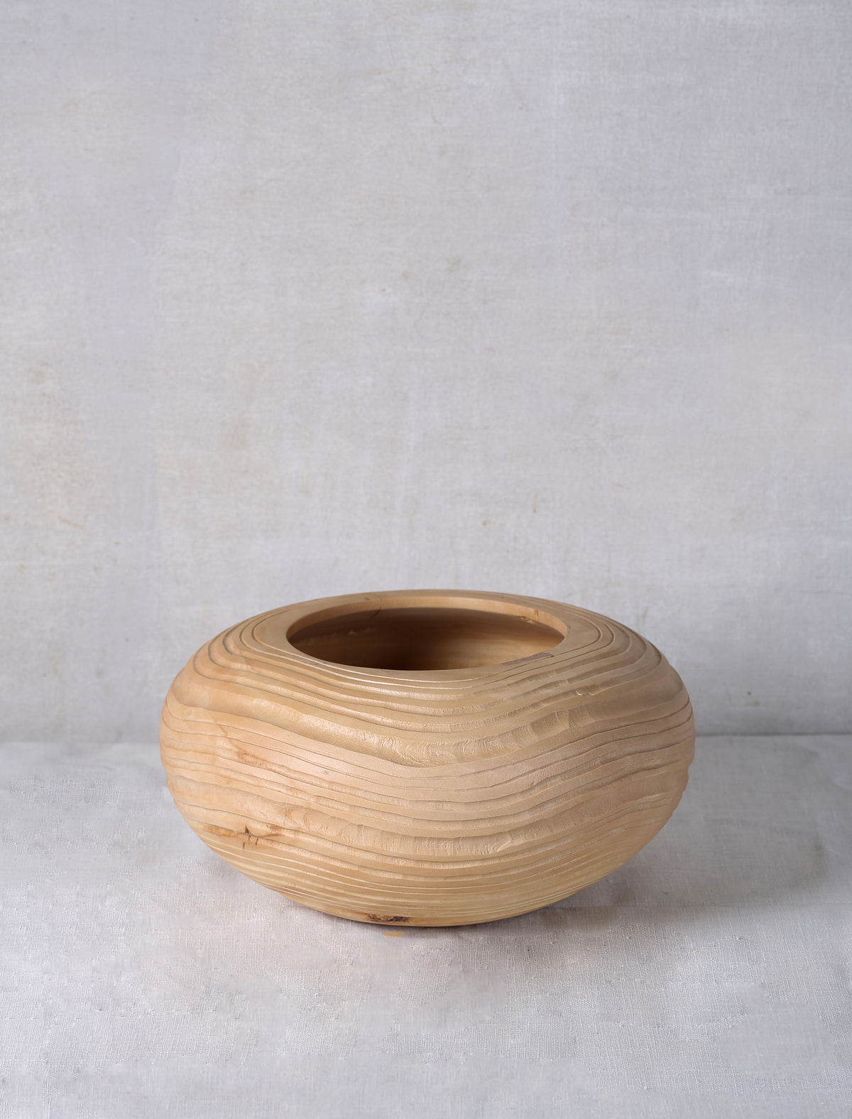 Meet the Eye Mango Wood Planter