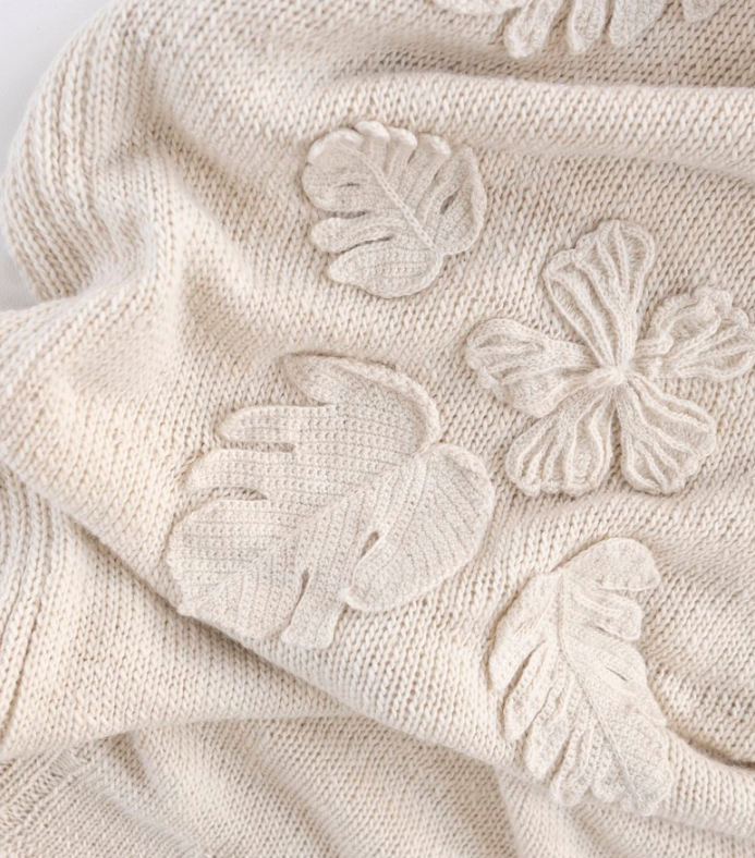 Dove & Donkey Botanica in Cloud Throw