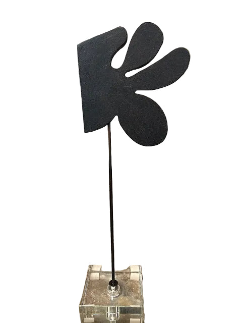 ART URI Sculpture Tall