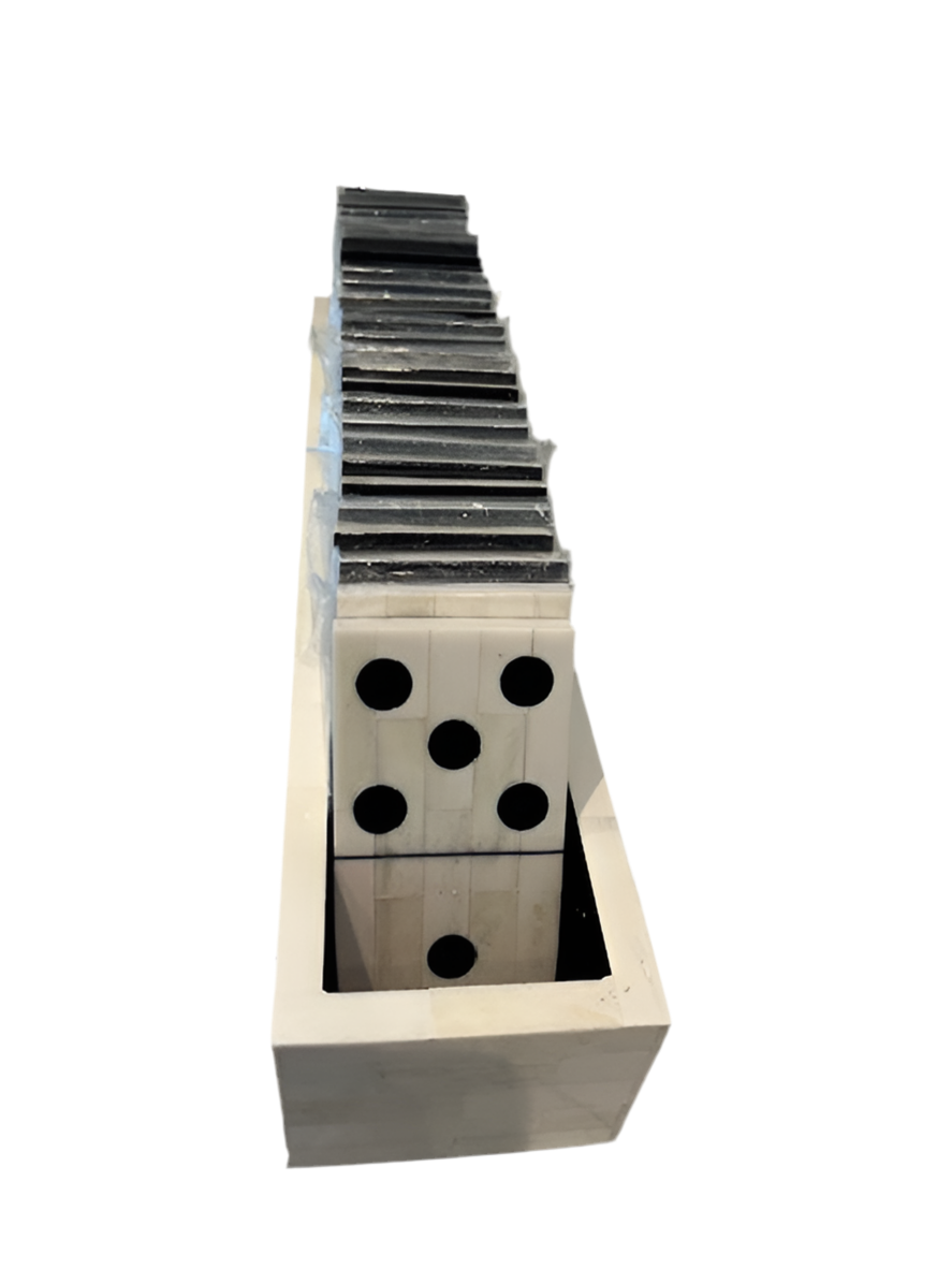 A Sanoma Bone Horn XL Domino WH