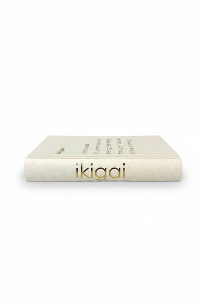 E Law Gold Aesthetic Word Ikigai Cream