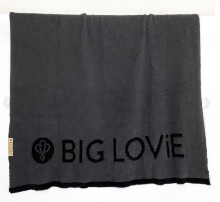 BIG LOViE Big Midnight Throw