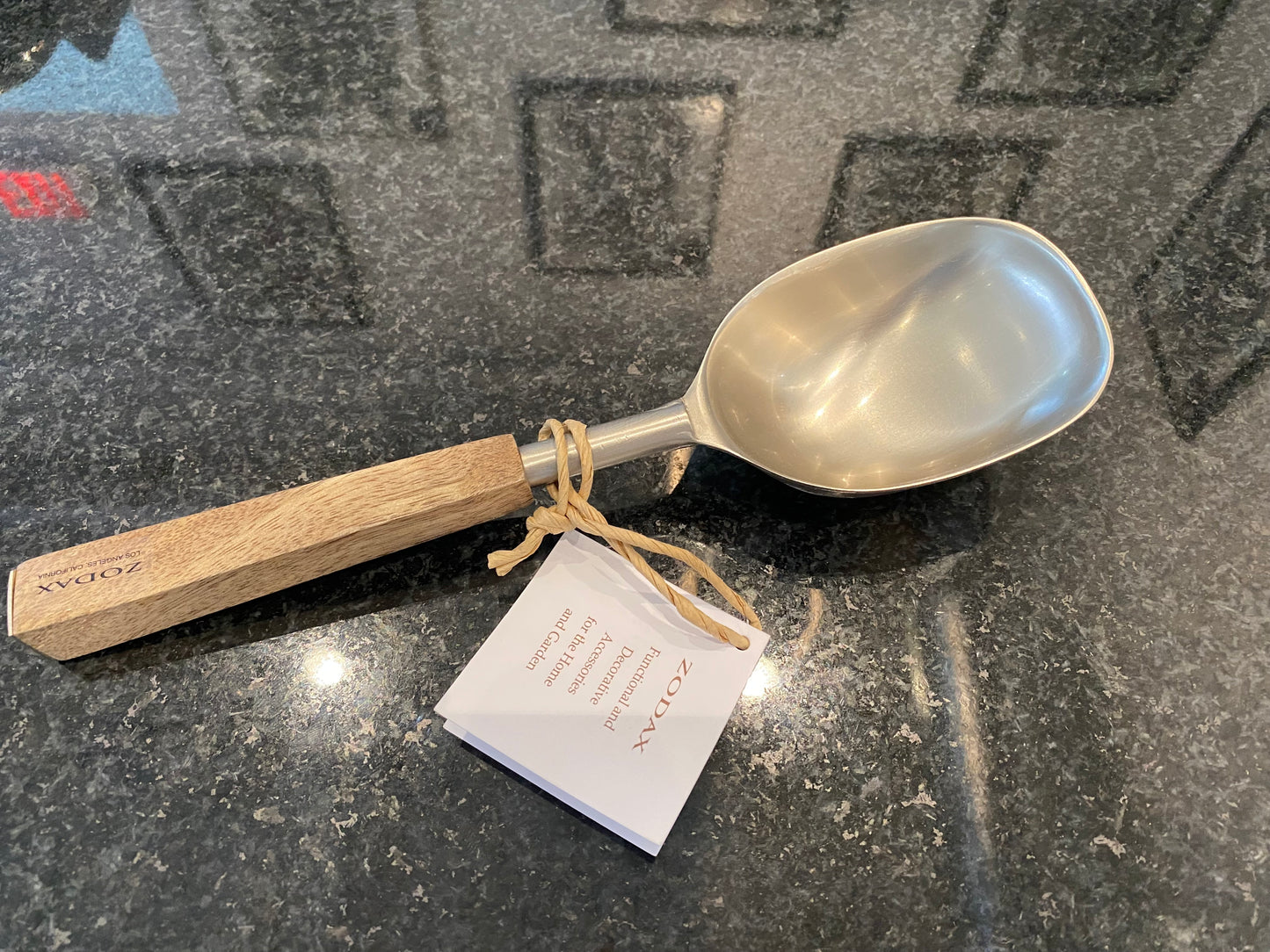 Zodax PORTO AMAN ICE SCOOP